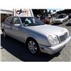 Image 3 : I2 --  1997 MERCEDES E320W , Silver , 189909  KM's