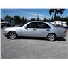 Image 8 : I2 --  1997 MERCEDES E320W , Silver , 189909  KM's