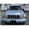 Image 2 : G5 --  2007 JEEP LIBERTY SPORT TRAIL RATED , Silver , 223494  KM's