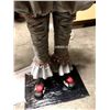 Image 7 : 183cm Pennywise,IT THE END NECA Life size figures