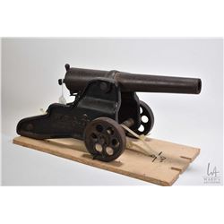 Antique Winchester cast 10 gauge Signal cannon on cast base marked   W.R.A.Co. trade mark registered