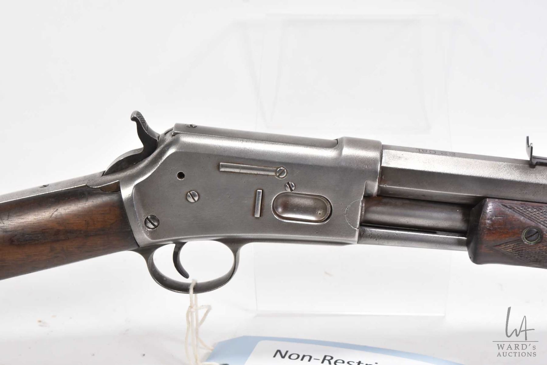 Non-Restricted rifle Colt model Lightning
