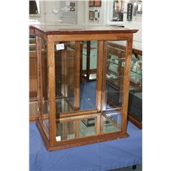 Antique showcase/retail display cabinet with glazed sides, front and top and mirrored bottom, 19" X