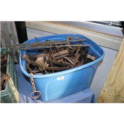 Tub of approximately 40 count of various vintage leg hold traps.