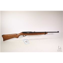 Non-Restricted rifle Ruger model 1022 Carbine, .22 LR ten shot semi automatic, w/ bbl length 18" [Bl