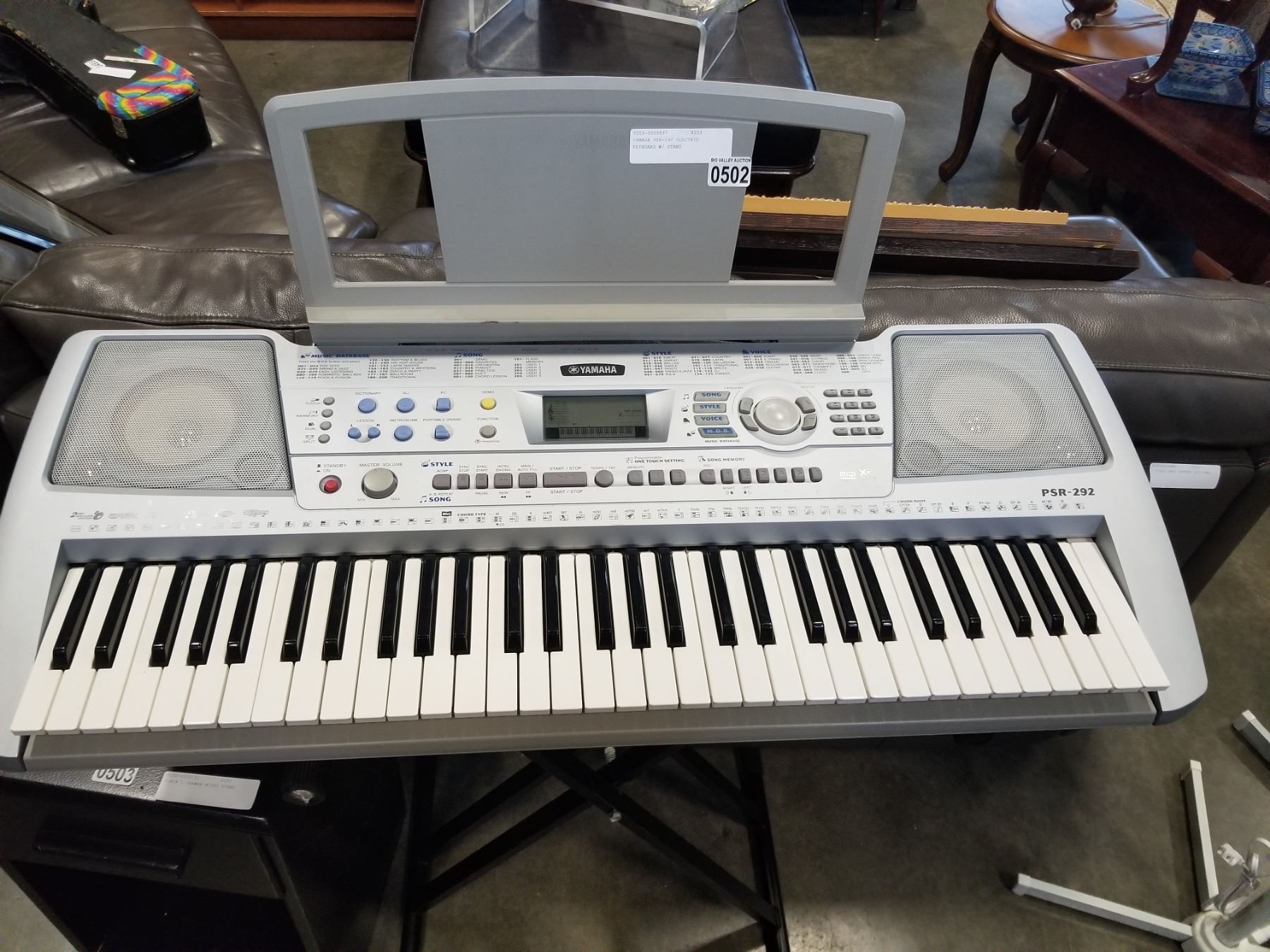 YAMAHA PSR 292 ELECTRIC KEYBOARD W STAND YAMAHA PSR 292 ELECTRIC KEYBOARD W STAND