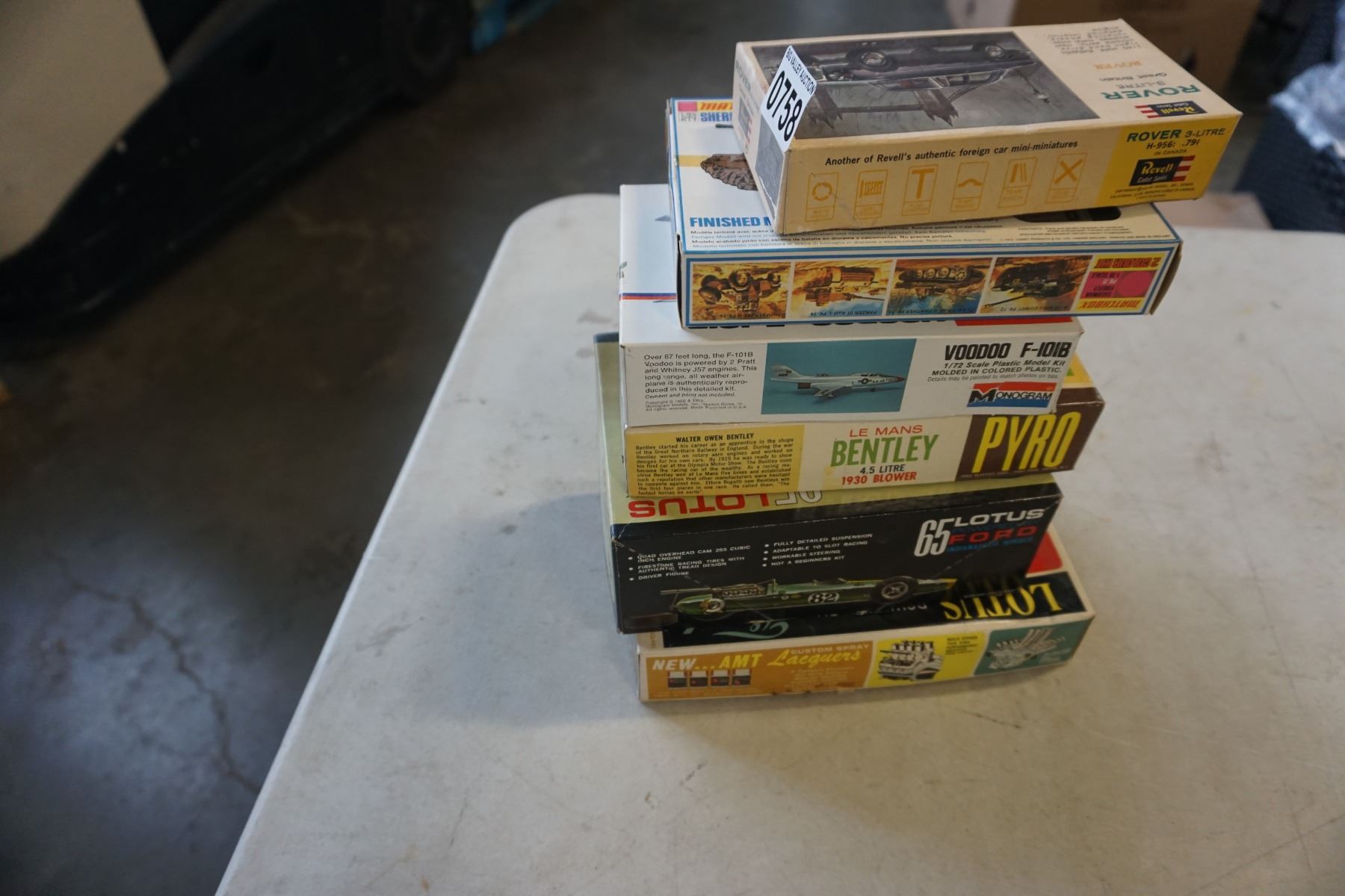 6 VINTAGE MODEL KITS REVELL ROVER CAR, PYRO BENTLEY 1930, MATCHBOX ...