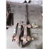 Image 1 : Vintage Pole Vise - 40" long