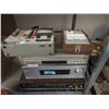 Image 1 : 5 Vintage Electronics