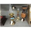 Image 1 : Oil Lantern, Table Lamp & Wood Vase