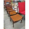 Image 1 : 4 Matching Vintage Style Chairs