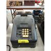Image 1 : Vintage Manual Adding Machine