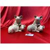 Image 2 : 2 Decorative home décor pig pieces