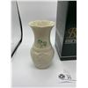Image 2 : Bellek fine pearian China Vase with Original box 5 1/2" tall