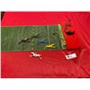 Image 1 : Nice Vintage Horse Racing Game with Cast Horses