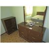 Image 2 : Dresser, mirror, Sealy mattress, dresser & side table
