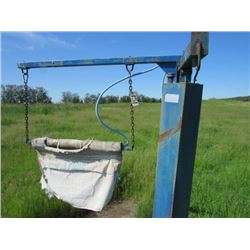 Lewis cattle oiler c/w wick