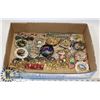 Image 1 : FLAT OF ASSORTED COSTUME JEWELRY