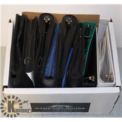 BUNDLE OF BINDERS