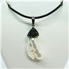 Image 2 : PEARL AND BEAD PENDANT WITH CORD (9.3G) NECKLACE