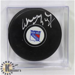 WAYNE GRETZKY SIGNED PUCK WITH COA FROM GLOBAL