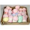 Image 1 : FLAT OF ASSORTED YARN