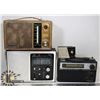Image 1 : 3 VINTAGE RADIOS