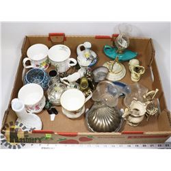 FLAT OF ASSORTED COLLECTIBLES INCLUDING ROYAL