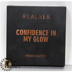 REALHER CONFIDENCE IN MY GLOW HIGHLIGHTER