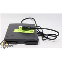 DELL EXTERNAL USB FLOPPY DRIVE ATTACHMENT