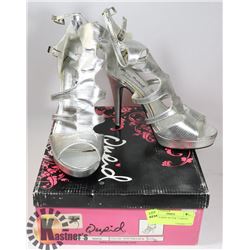 QUPID WOMEN SILVER 7.5 SHOES