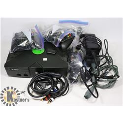 XBOX LOT - CABLES, CONTROLLERS (XBOX), AND