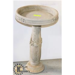 CONCRETE BIRDBATH 16 X 23