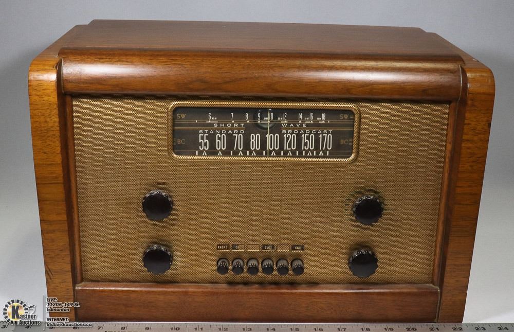 1940S MARCONI SHORTWAVE RADIO FOR REPAIR Kastner Auctions