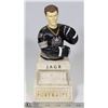 Image 1 : UPPER DECK CLASSIC PORTRAITS STATUE OF JAROMIRE
