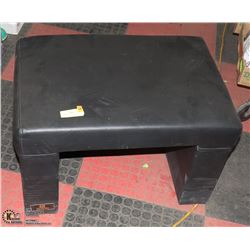 BLACK LEATHERETTE BENCH