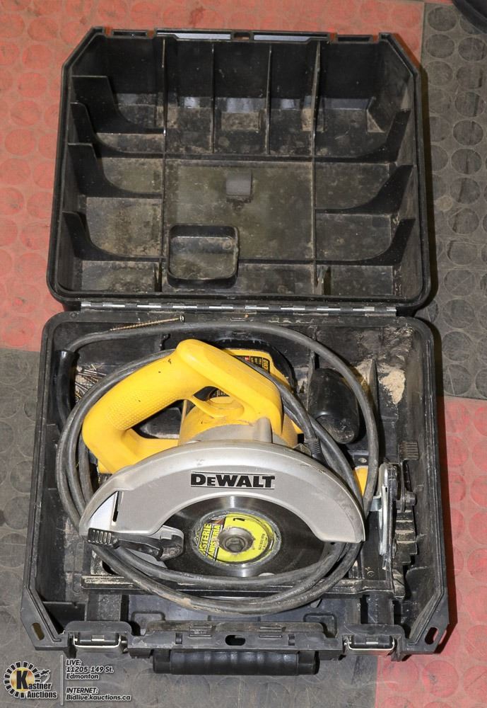 DEWALT CIRCULAR SAW (OLD WITH WORN CORD)