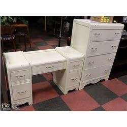 VINTAGE WHITE 4-DRAWER DRESSER