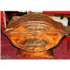 Image 1 : LARGE DECORATIVE WOOD STORAGE CHEST