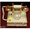 Image 1 : ANTIQUE STYLE ROTARY PHONE