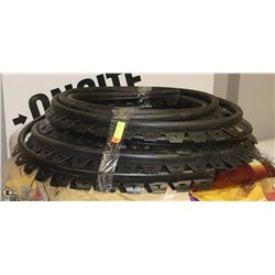 BUNDLE OF LANDSCAPE EDGING