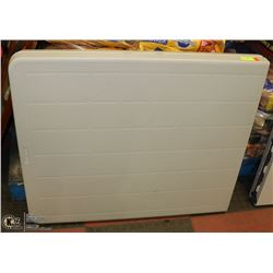 FOLDING TABLE  6' X 30"