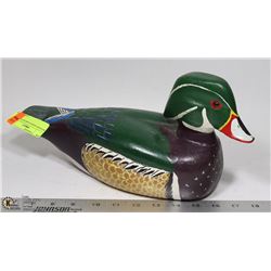 WOODEN HAND CARVED DUCK