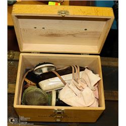 WOOD BOX SHOE SHINE KIT