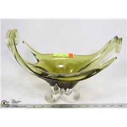 GLASS ART SCULPTURE 13" X 9" TALL