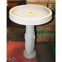 CONCRETE BIRDBATH 16 X 23