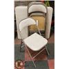 Image 2 : CARD TABLE WITH 4 FOLDABLE CHAIRS