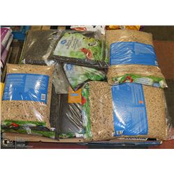 PALLET OF BIRD FOOD