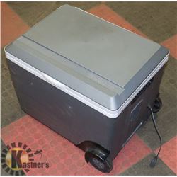 KOOLATRON 12 VOLT CAR COOLER