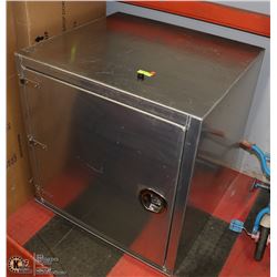 STAINLESS JOB BOX WITH KEYS